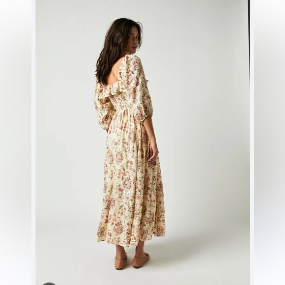 Free People Printed Oasis Shirred Smocked Square Neck Midi Dress - Picture 2 of 7